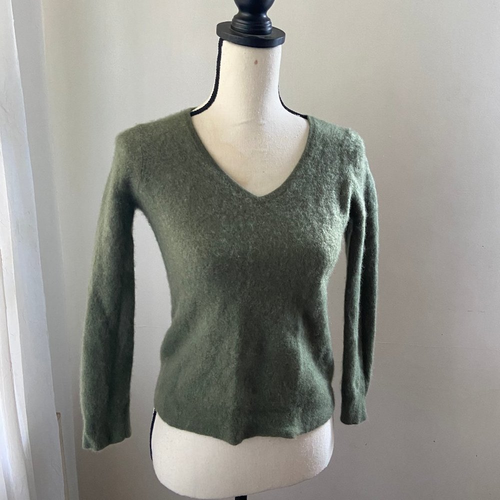 Green Cashmere sweater